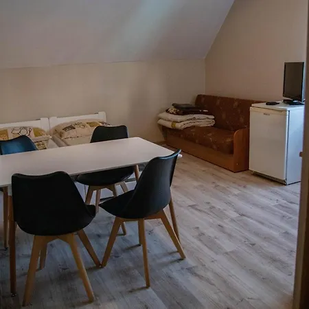 Goscinne Irena Karwienskie Bloto Drugie